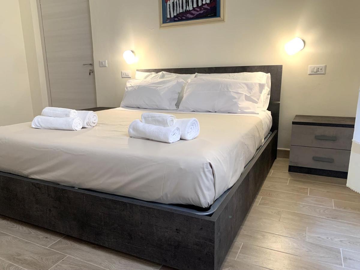 Domo Achenza Hotel Terralba Luaran gambar