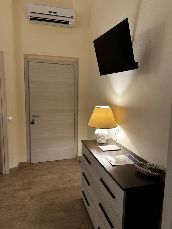 Domo Achenza Hotel Terralba Luaran gambar